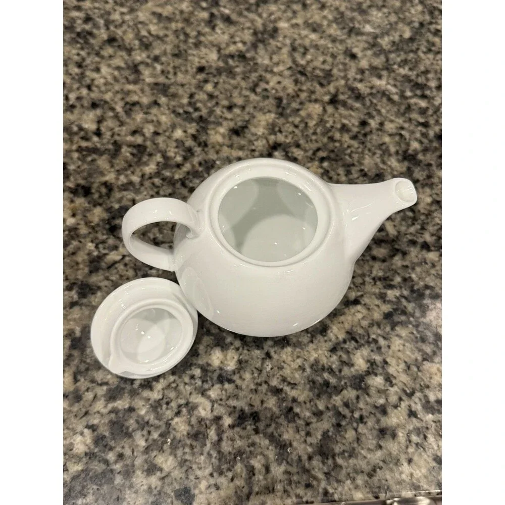 Vintage White Porcelain Small Tea Pot Kettle Home Table Decor